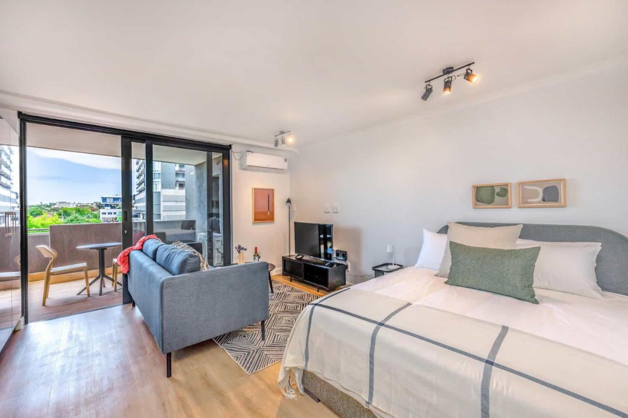 Newlands Peak Aparthotel By Totalstay Кейптаун Екстериор снимка
