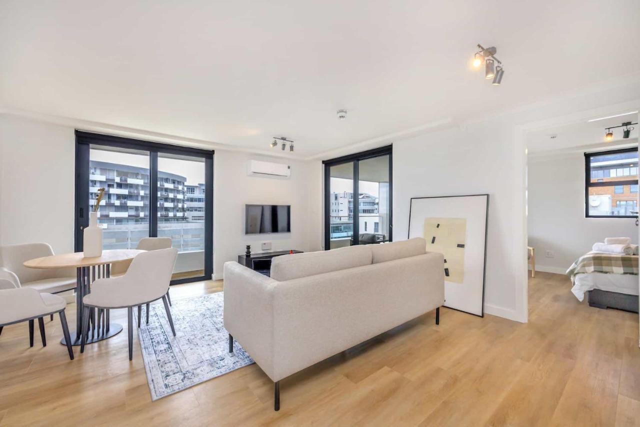 Newlands Peak Aparthotel By Totalstay Кейптаун Екстериор снимка