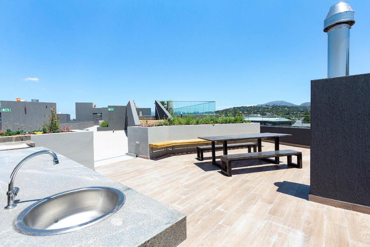 Newlands Peak Aparthotel By Totalstay Кейптаун Екстериор снимка
