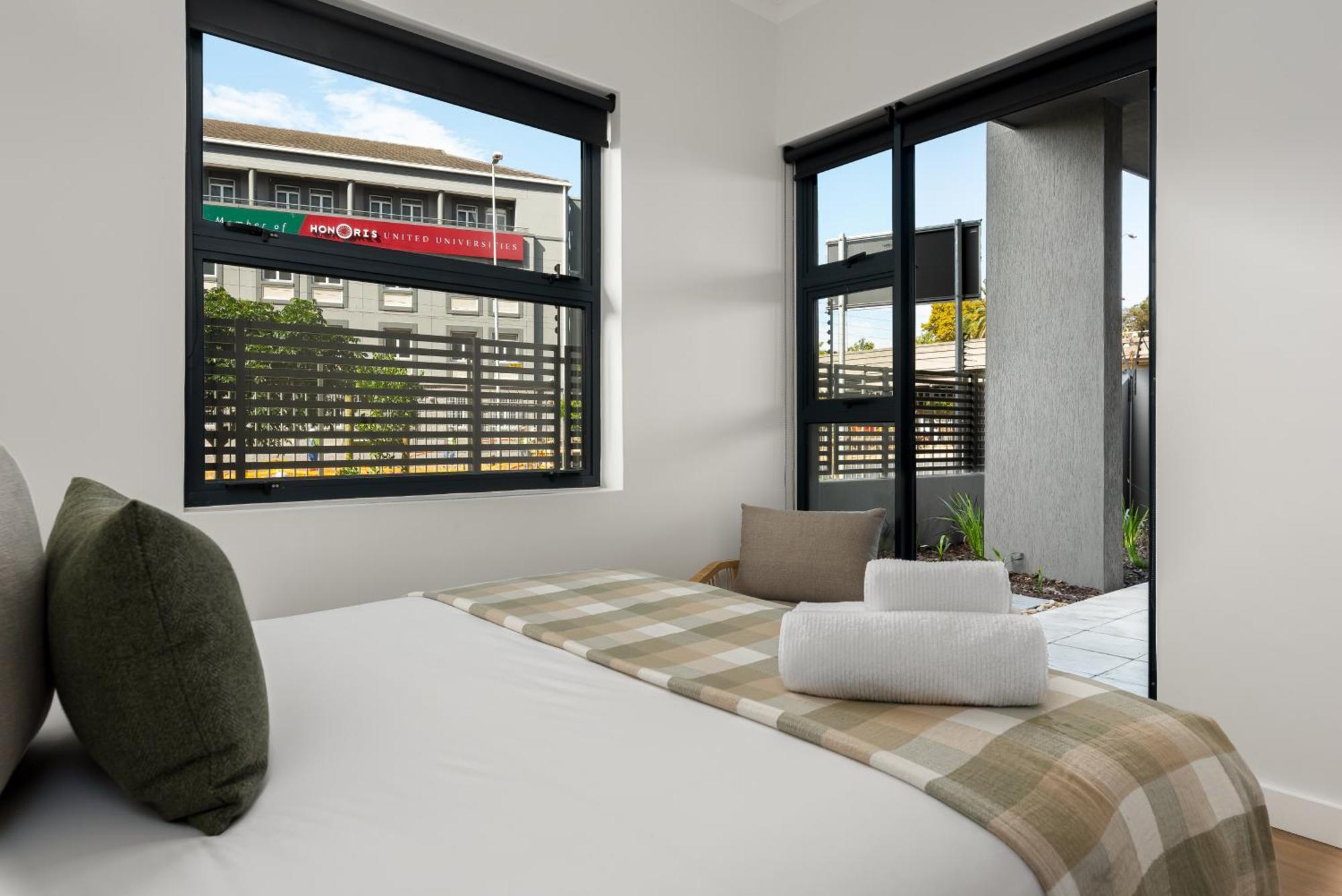 Newlands Peak Aparthotel By Totalstay Кейптаун Стая снимка